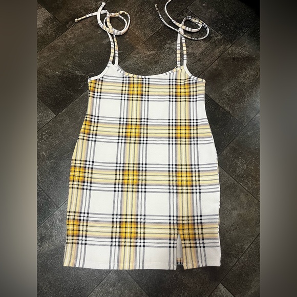 **SEE 2nd PIC!!** Almost Famous Yellow & White Plaid Suspender Skirt Skirt-all - Picture 2 of 3
